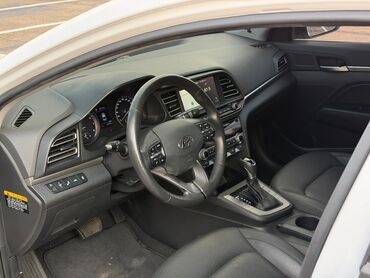 Hyundai: Hyundai Avante: 2019 г., 1.6 л, Вариатор, Бензин, Седан — 4