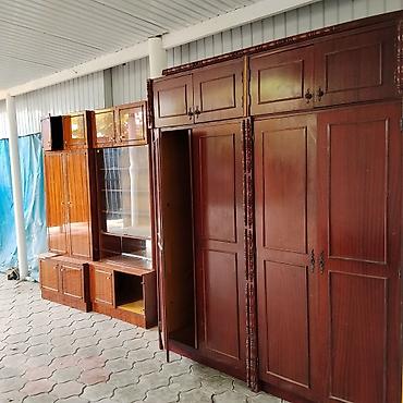 Зал үчүн гарнитуралар: Продаётся мебельный гарнитур в классическом стиле из двух отдельных — 2