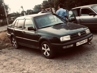 обмен пассат б3: Volkswagen Vento: 1994 г., 2 л, Механика, Бензин, Седан