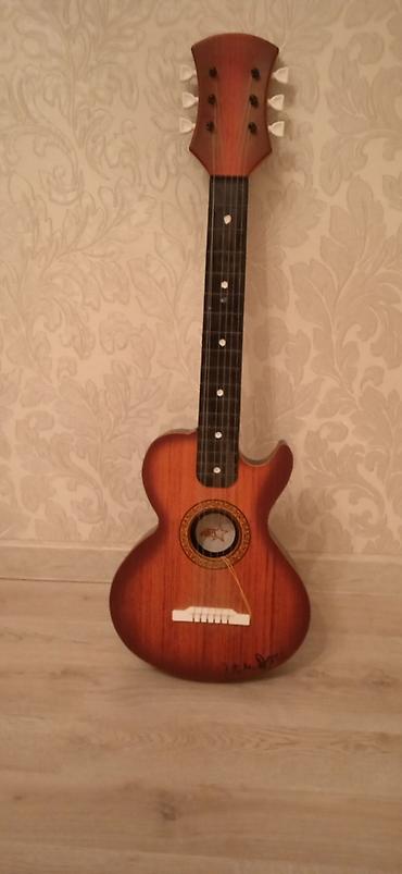 oyuncaq gitara: Oyuncaq qitara 15 AZN yenidir — 2