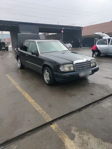 Mercedes-Benz: Mercedes-Benz W124: 1993 г., 2.8 л, Механика, Бензин, Седан