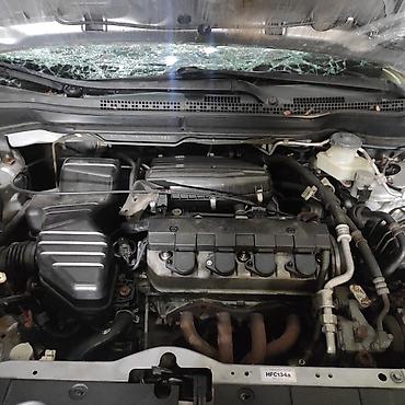 2002: Продается запчасти на Хонда Стрим Honda Stream LA-RNI Двигатель D 17A — 4