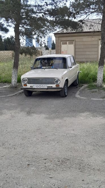 avtomobil 07: VAZ (LADA) 2101: 1.6 l | 1979 il 69716 km Sedan
