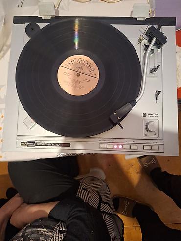 İncəsənət və kolleksiyalar: Unitra G602C Hi‑Fi vinil pleyer - Model: Вега ЭП‑110 (stereo), Unitra — 1