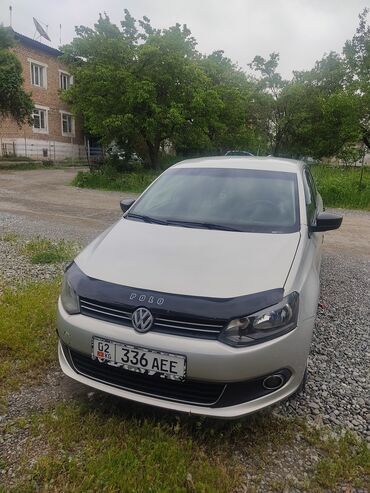 Volkswagen: Volkswagen Polo: 2013 г., 1.6 л, Механика, Бензин, Седан
