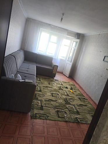 сниму жильё: Продается 2‑комнатная квартирана третьем этаже 
в районе "Берёзки" — 1