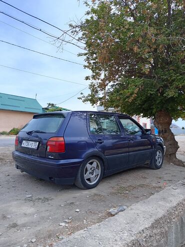 volkswagen jetta: Volkswagen Golf: 1998 г., 1.8 л, Автомат, Бензин, Хэтчбэк