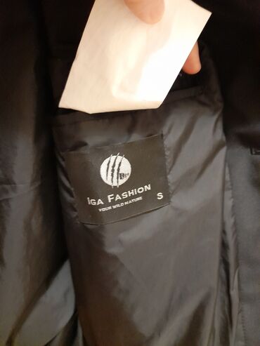 qara cins pencekler: Oğlan üçün kurtka. Az istifadə olunub. Made in Türkey. Cırığı, söküyü