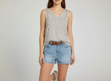 narzutka na stroj sinsay: Shein, Women`s T-shirt, size S