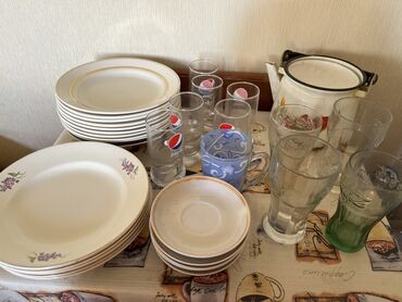 Наборы посуды: Посуда на дачу!!
За все 400 сом!!