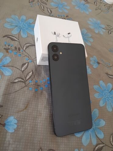 Samsung: Samsung Galaxy A72 5G, 128 GB, rəng - Qara, Barmaq izi, İki sim kartlı