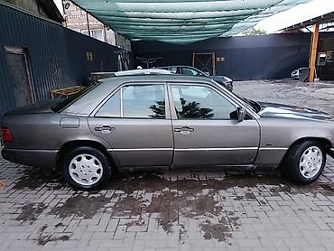 sprinter 416: Mercedes-Benz W124: 1993 г., 2.2 л, Механика, Бензин, Седан — 2