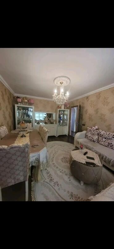 Köhnə tikili: Gəncə, 3 otaqlı, Köhnə tikili, 70 kv. m -da lalafo.az — 2 Köhnə tikili: Gəncə, 3 otaqlı, Köhnə tikili, 70 kv. m — 2