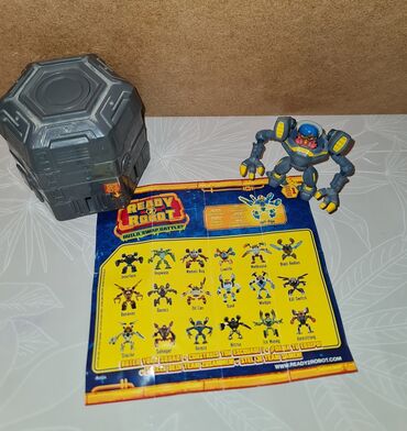 vector robot qiymeti: " ready 2 robot " oyuncağı 40 manata almışam 7 manata satıram