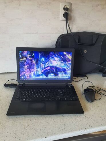 HP: Б/у Toshiba, 15.6 ", Intel Core M, 512 ГБ, Самовывоз