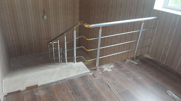 Pilləkən məhəccərləri: Şəkillərdə müxtəlif layihələr və tərtibat nümunələri göstərilib — 23