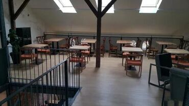 Setovi stolova i stolica: Izrada nameštaja za ugostiteljstvo Specijalizovani smo za izradu na lalafo.rs — 8 Setovi stolova i stolica: Izrada nameštaja za ugostiteljstvo Specijalizovani smo za izradu — 8