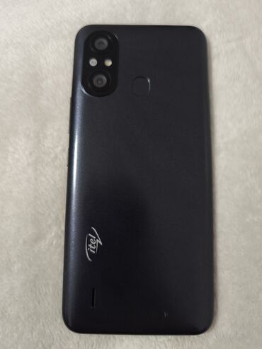 telefon ikinci el: Itel A49 telefonu. 2/32 yaddas. iki ayin telefonudu, teze kimidi