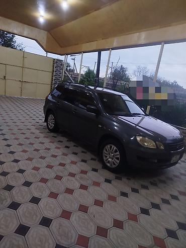 639 vito qapi: Mitsubishi Airtrek: 2 l | 2002 il 4222 km Universal — 5