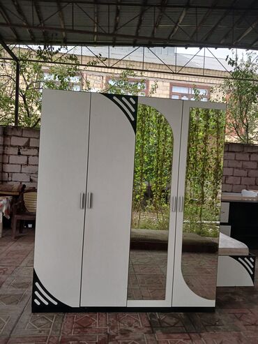 plastik ayna qapi: Açılan, 3 qapılı Düz dolab, Qarderob, paltar dolabı