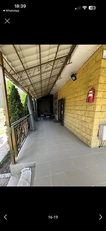 Продажа коттеджей и домов: Продаю коттедж на Иссык-Куле, с. Чоктал, пансионат Париж-2. Две — 4