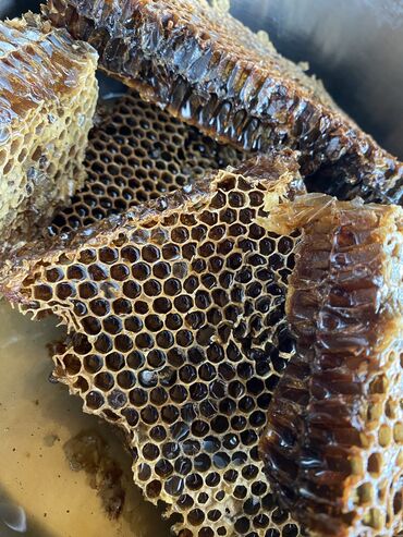 Bal: 100% Tam Təbii kend balı - Arı şanı ilə süzülme bal: kəsimdən — 10