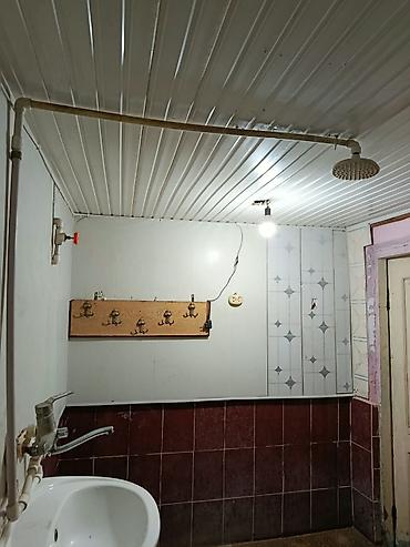 bayilda 1 otaqli evler: Bayil erazisidir.butun komunallar ozumuz odeyeceyik 1 otagdir — 1