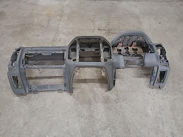 Панели, обшивки: Митсубиси паджеро 3 дизель 3.2 только запчасти те которые на фото — 29