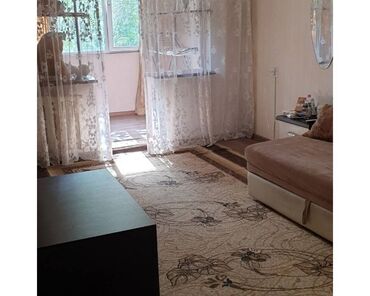 срочно продаю квартиру аламедин базар: 2 комнаты, 43 м², 104 серия, 2 этаж, Старый ремонт