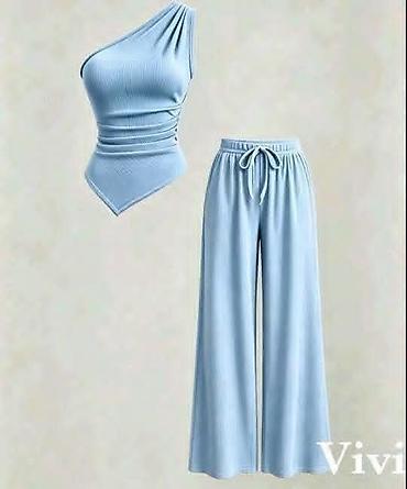 Kompleti: Komplet: 2700 dinara 
2.kom = 3.900 dinara — 3