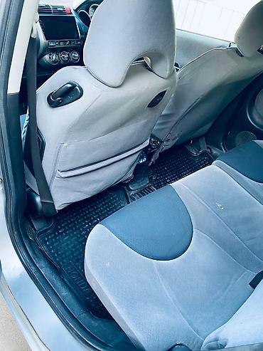 Honda: Honda Fit: 2002 г., 1.3 л, Вариатор, Бензин, Хэтчбэк — 8