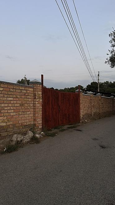 офис тему в бишкеке: Участок в центре Сокулука. Сдается 860 кв.м. Здание комерсант — 4