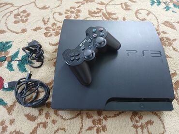 жесткий диск 80: Продаю PS3 игровую приставку прошитую и с аккаунтом и с несколькими