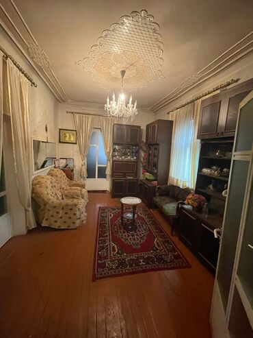 Köhnə tikili: Bakı, Qaraçuxur qəs., 3 otaqlı, Köhnə tikili, m. Neftçilər, 70 kv. m -da lalafo.az — 2 Köhnə tikili: Bakı, Qaraçuxur qəs., 3 otaqlı, Köhnə tikili, m. Neftçilər, 70 kv. m — 2