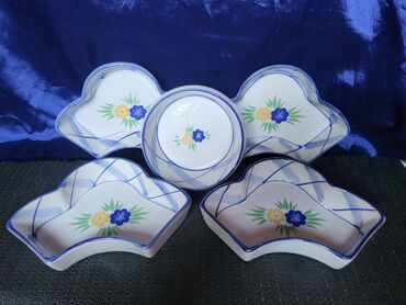 Kuhinjski setovi: Tanjir porcelanski vintaz,petodelni za serviranje,posluzenje. Tanjir na lalafo.rs — 6 Kuhinjski setovi: Tanjir porcelanski vintaz,petodelni za serviranje,posluzenje. Tanjir — 6