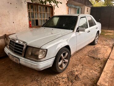 мерс 124 сатылат: Mercedes-Benz W124: 1991 г., 2 л, Механика, Бензин, Седан