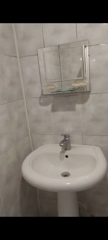 Uzunmüddətli kirayə evlər: 100 kv. m, 3 otaqlı, Telefon, Qaz, İşıq — 18