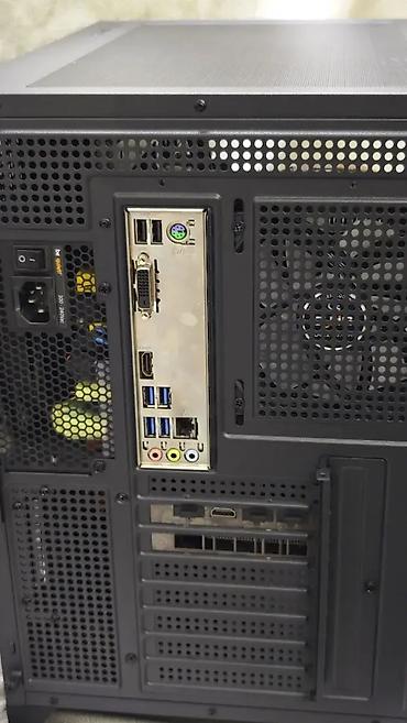 Desktop računari i radne stanice: Savrsen GAMER i5 9600K/Radeon RX 5700-8GB •Procesor : Intel Core — 9