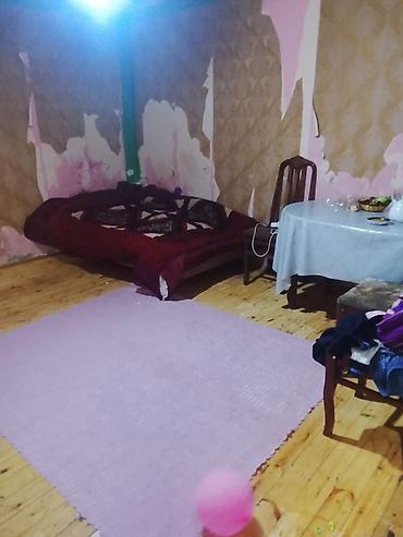Продажа домов: 1 otaqlı həyət evi (studiyo plan). - Geniş zal/yataq sahəsi: taxta — 2