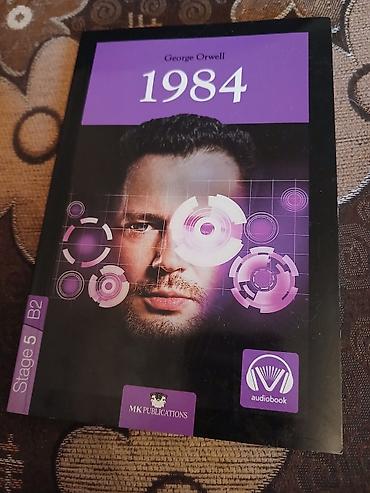 Kitablar və jurnallar: .Ensiklopediyalar ' 25 manata biologiya kitabı 18 manata Qalan — 9