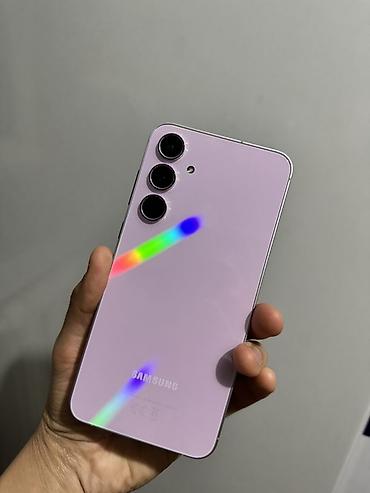 s9 fe: Samsung Galaxy A55 5G, Б/у, 256 ГБ, цвет - Розовый, 2 SIM — 2