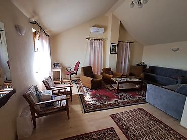 Kuće na prodaju: Vikendica na Fruškoj gori, 156m2 Nalazi se u neposrednoj blizini — 10