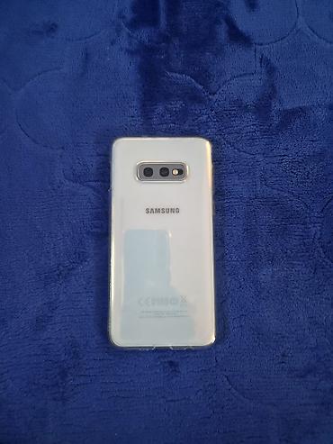 se electronics: Samsung Galaxy S10e, Б/у, 128 ГБ, цвет - Белый — 2