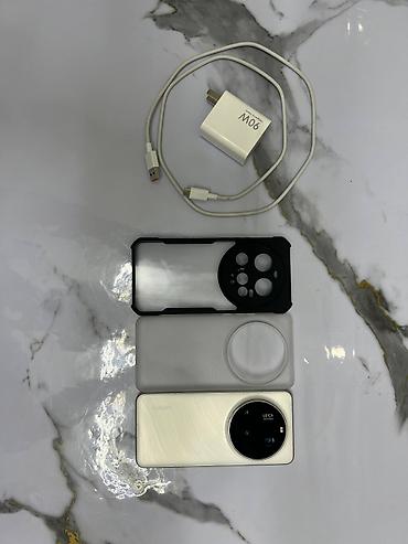 Xiaomi, 15 Ultra, Б/у, 256 ГБ, цвет - Белый, 2 SIM at lalafo.kg Xiaomi, 15 Ultra, Б/у, 256 ГБ, цвет - Белый, 2 SIM