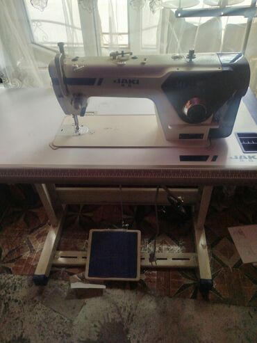 швейный маш: Швейная машина Juki, Швейно-вышивальная, Автомат