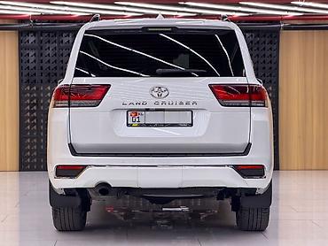 разбитые авто: Toyota Land Cruiser: 2022 г., 3.5 л, Автомат, Бензин, Внедорожник — 3