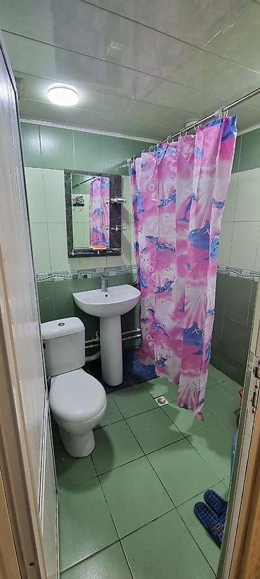 ev alqi satqi kreditle: Bakı, 8-ci mikrorayon, 3 otaqlı, Köhnə tikili, 58 kv. m — 6