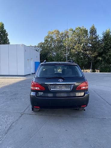 devo matiz: Toyota Avensis: 2001 г., 2 л, Автомат, Бензин, Минивэн — 5