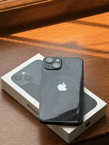 сотовый телефон fly ts113 черный: IPhone 13, 128 GB, Midnight, Zəmanət, Barmaq izi, Simsiz şarj