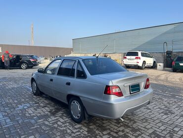 Daewoo: Daewoo Nexia: 2011 г., 1.6 л, Механика, Бензин, Седан at lalafo.kg — 7 Daewoo: Daewoo Nexia: 2011 г., 1.6 л, Механика, Бензин, Седан — 7